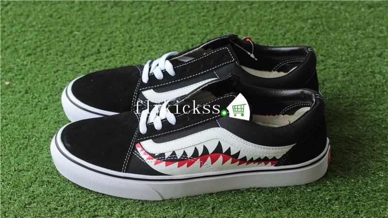 Vans Old Skool Shark Black White